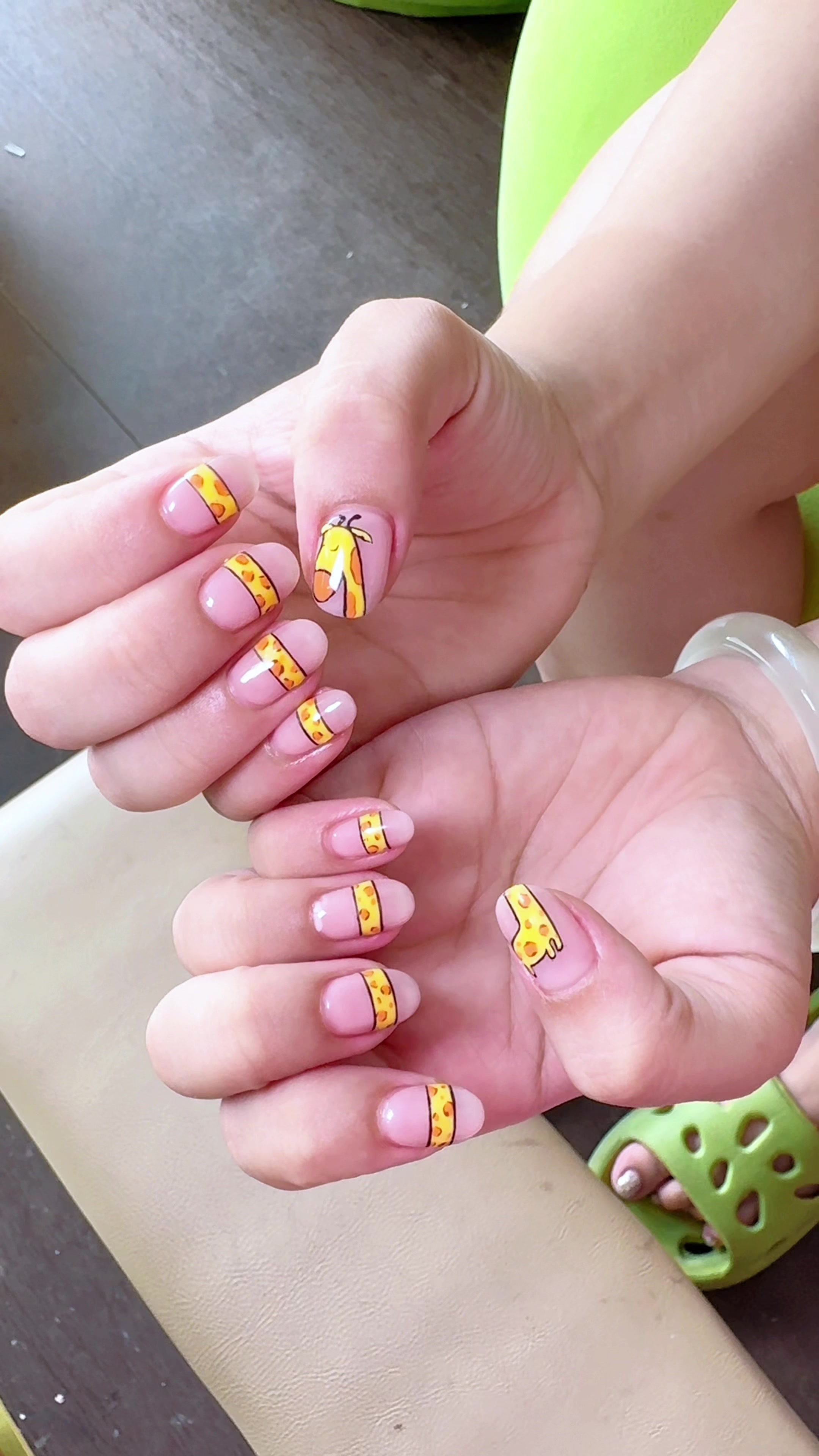 抖音/TikTok 韓國 其他 美甲 post thumbnail